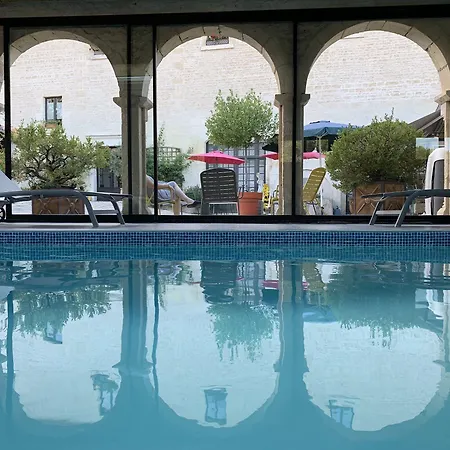 Logis De La Roche - Niort - Guest house 3*