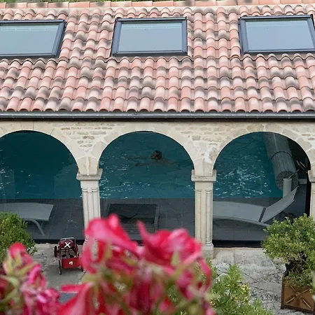 Logis De La Roche - Niort - Chauray