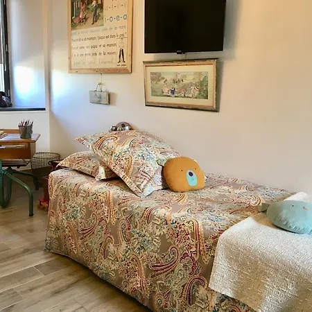 Logis De La Roche - Niort -