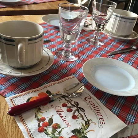 Logis De La Roche - Niort - Chauray