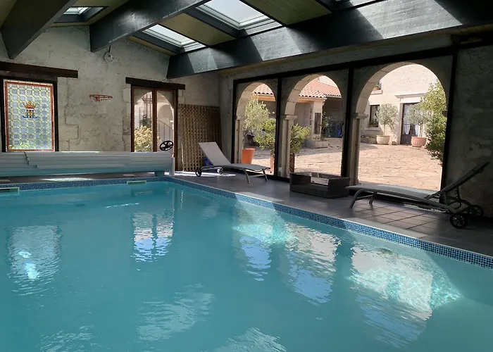 Logis De La Roche - Niort - 3* Chauray