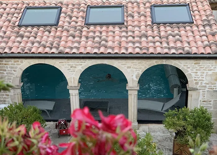 Logis De La Roche - Niort - Chauray