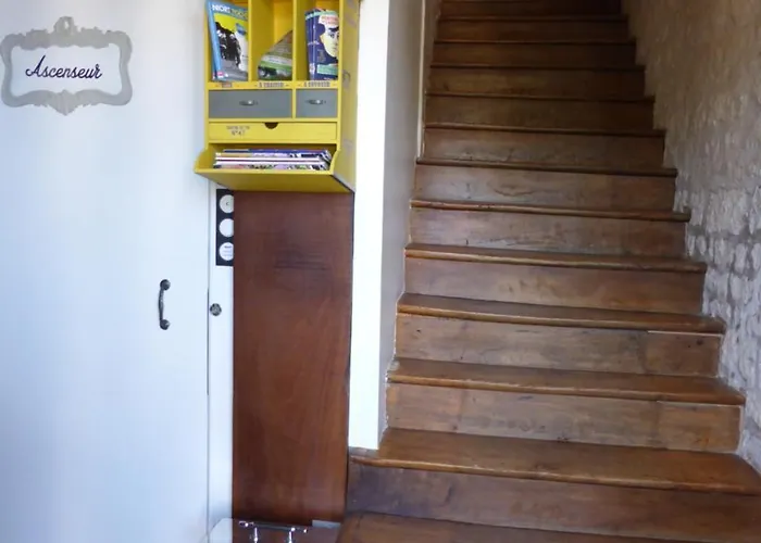 Pensión Logis De La Roche - Niort - Chauray