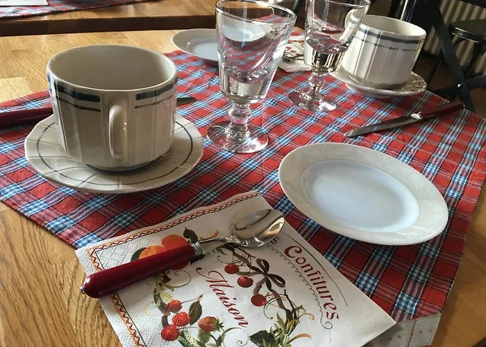 Logis De La Roche - Niort - Chauray